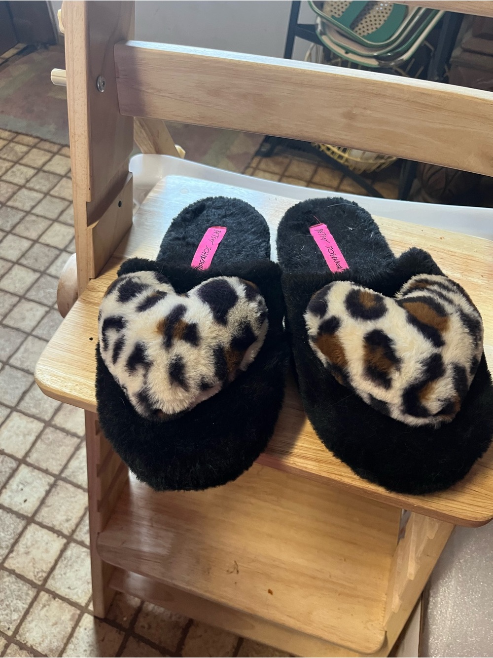 Betsey Johnson Black Fuzzy Slippers with Leopard Heart Accent